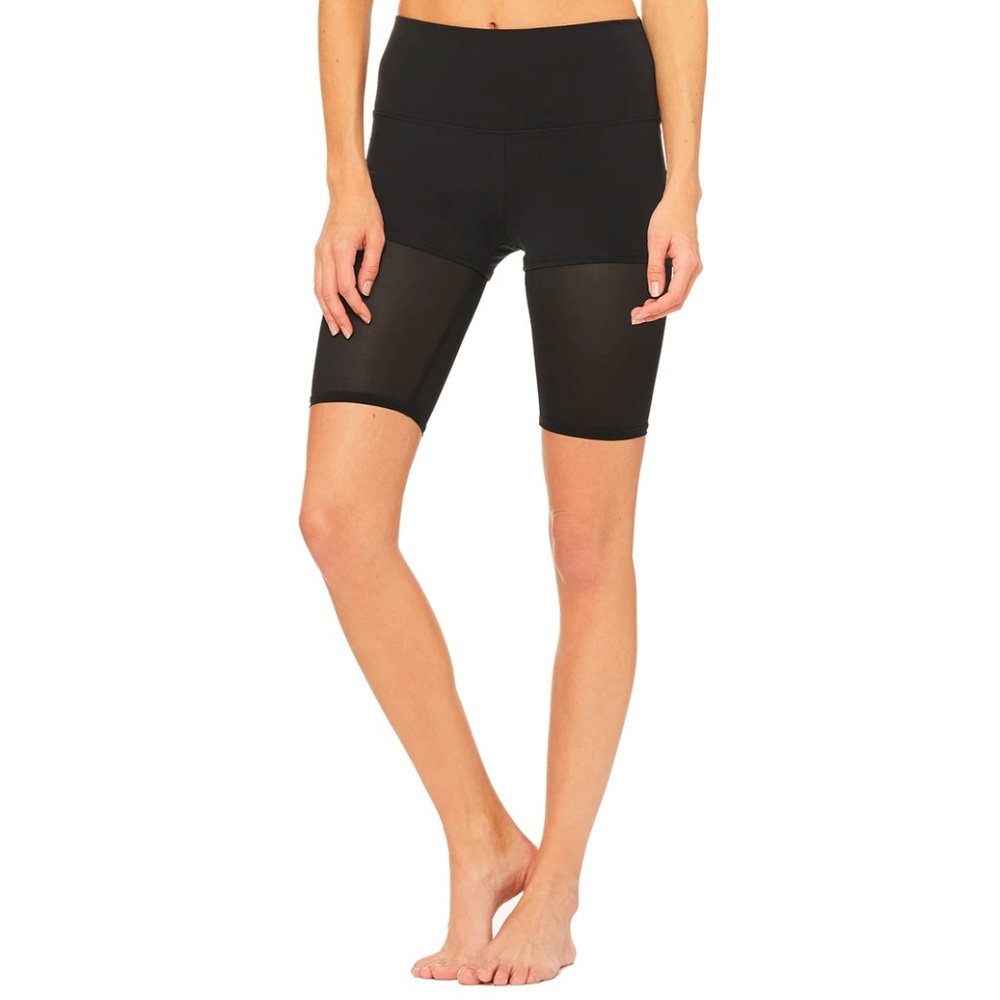 ALO Yoga High-Waist Lavish Short | Black